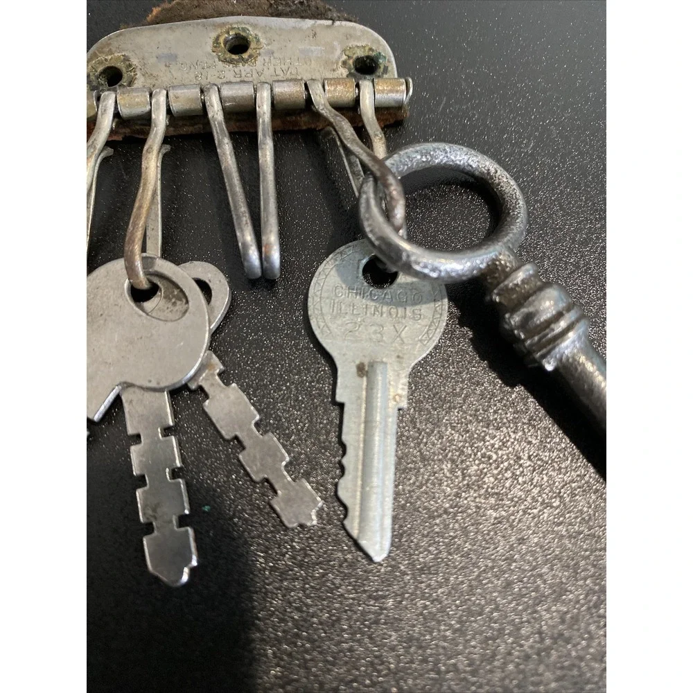 Vintage Antique Skeleton Key Lock Lot